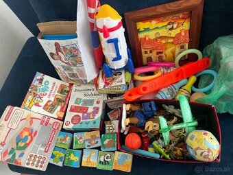 Rôzne hracky spoločenské hry raketa CD