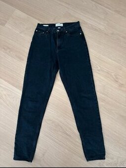 Mom džínsy zn. Calvin Klein