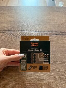 PanzerGlass Hoops Samsung Galaxy S25 - Black