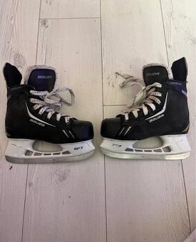 BAUER SUPREME VEĽKOSŤ 32