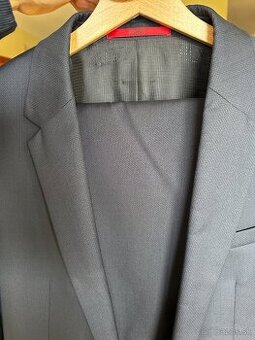 Hugo Boss - Elegantný pánsky oblek