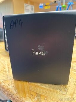 WiFi router Mikrotik hAP ac lite