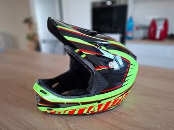 Integralna enduro prilba