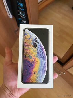 Krabička Iphone XS Silver