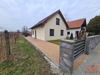 Novostavba - krásny zariadený víkendový dom Svätý Peter