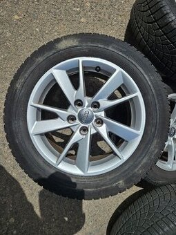 Alu kola originál Audi A4 8W B9 škoda Volkswagen
