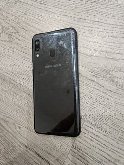 Samsung galaxy a20s..ma rozbity displej..