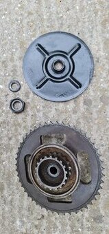 Rozeta + kryt rozety + matica + podložka - JAWA ČZ 175 / 356