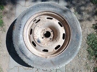 Predám koleso 195/65 R15