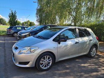 Toyota Auris 1.4D diesel