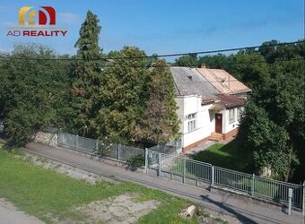 AD REALITY - Starší rodinný dom so záhradou - Vrbovec