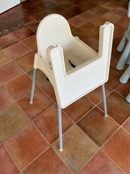 Detská jedálenská sedačka IKEA