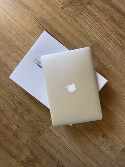 MacBook Air 13" (2017) – i5 / 8 GB RAM / 128 GB SSD