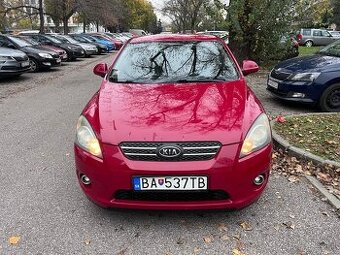 KIA ProCeed 1.6i 2008, výborný stav, STK do 2026