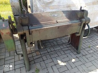 ohýbačka a tabuľové nožnice