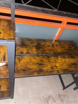 Kancelarsky stol a stolicka