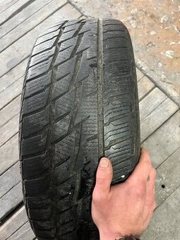 Matador 215/60 r17 zimne