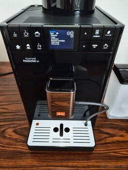 Automatický kávovar