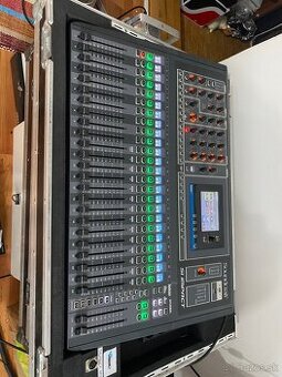 Predám Soundcraft Si Impact