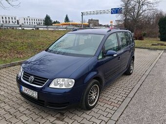Volkswagen Touran 1.6 FSI
