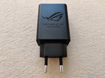Predámm nabíjačku Asus Rog Phone Republic of gamers.