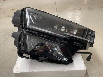 Svetlo Karoq facelift