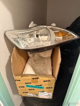 Svetlo Ford Focus mk2 facelift