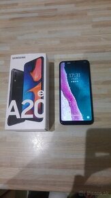 Predám Samsung Galaxy A20e - 1