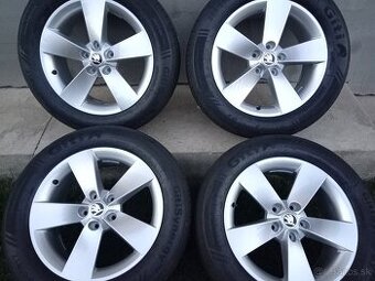 ŠKODA Karoq 17"5x112 ET 45 Letná sada