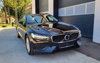 Volvo V60 B4 Momentum A/T