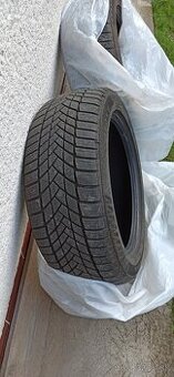 Zimné pneumatiky 215/50 R17