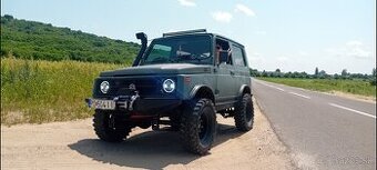 Suzuki Samurai