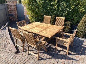 TEAK - Velky stol, 4 poloh.stolicky + 2 masivne kresla