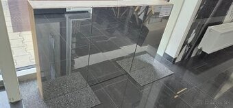 Zrkadlová skrinka 120 cm