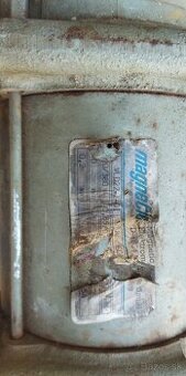 Vibračny motor - 1