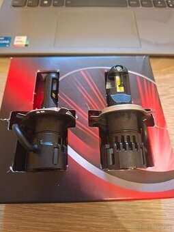 Žiarovka legálna náhradná LED OSRAM H4 12V 64193DWNB-1HFB