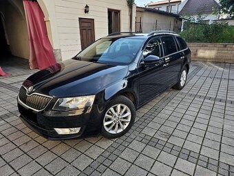 Škoda Octavia Combi 2.0 TDI M6 Sport Navi DVD R16 Orig. KM