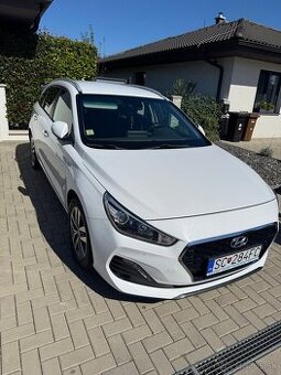 Hyundai i30 CW Kombi 1.4i Family
