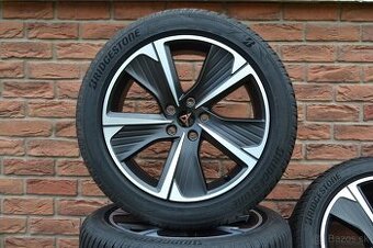 5x112 R18 Zimna sada Org. Cupra Formentor + 245/45 R18 pneu