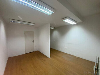 Na prenájom menší priestor v suteréne  v srdci  mesta Dunajs