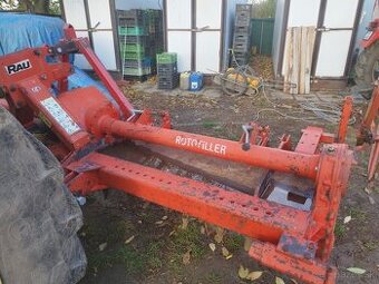 Rotačné brány Rototiller