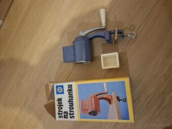 Mlynčeky na mäso a orechy