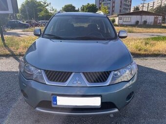 Mitsubishi Outlander 2.2 DI-D  4x4, 7-miestny, 156 k,