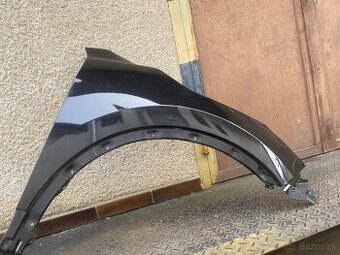 Nissan Qashqai J11 predny blatnik