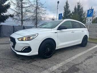 Hyundai i30 CW AUTOMAT 1.6 CRDi 85kw Diesel SR vozidlo - 1