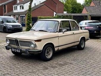 Kúpim diely na BMW E10