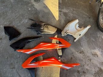 plasty KTM 2016-18
