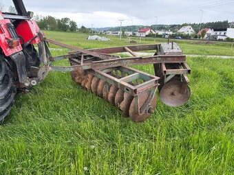 Predám disky za traktor