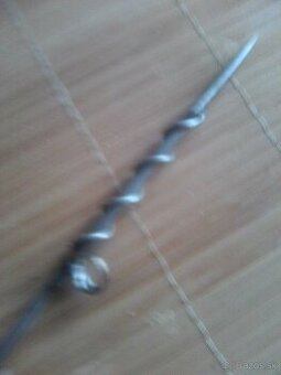 Predám ihlu na robenie zemiakových špiráliek.