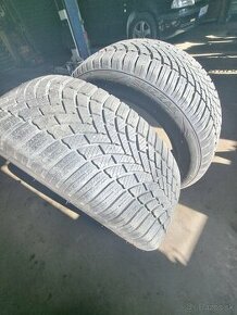 Predám dve zimné pneumatiky bridgestone blizzak lm005